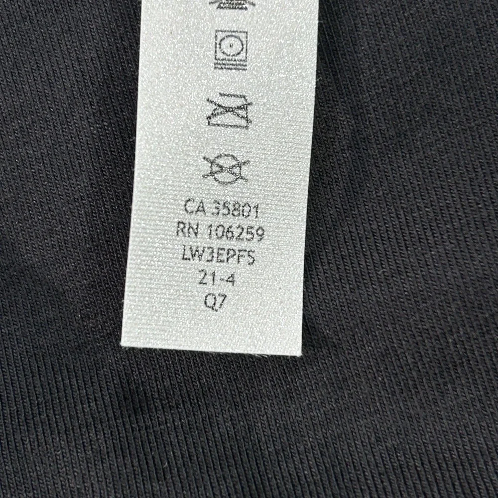 NWOT Set of 2 Lululemon Shirt Womens 6 Small Black Crew Neck Tee LW3EYDS